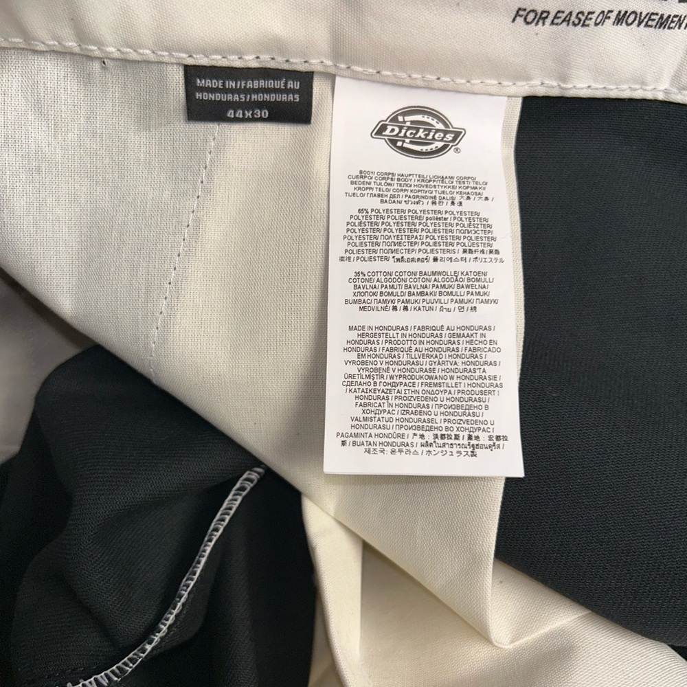 New Dickies Men's 874 Black Original Fit Work Pants Straight Leg Size 44x30 614 - Picture 3 of 6